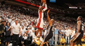 斯洛文尼亚男篮东契奇带队冲八强 湖人队管理层面临阵容调整挑战